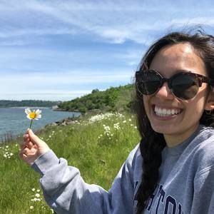 Meet your Posher, Kelli